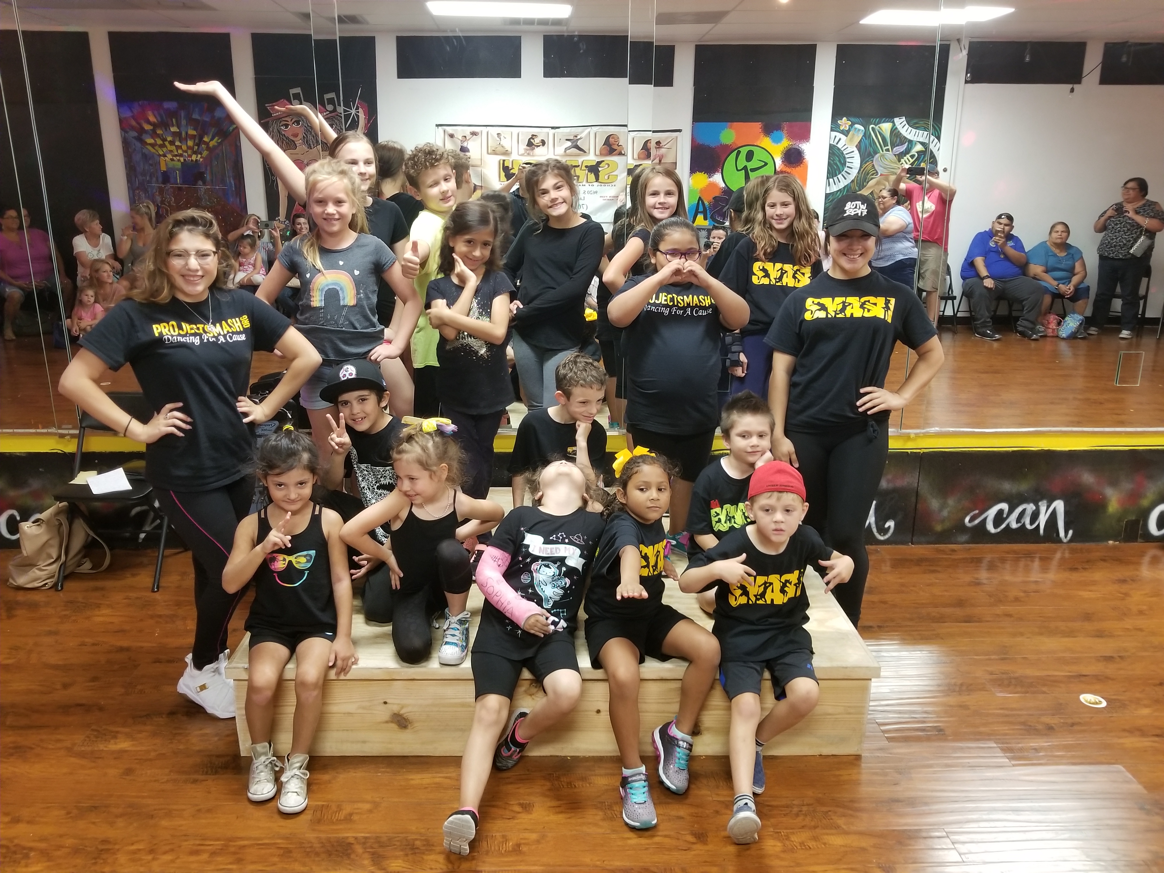 Kids hip hop class at SMASH