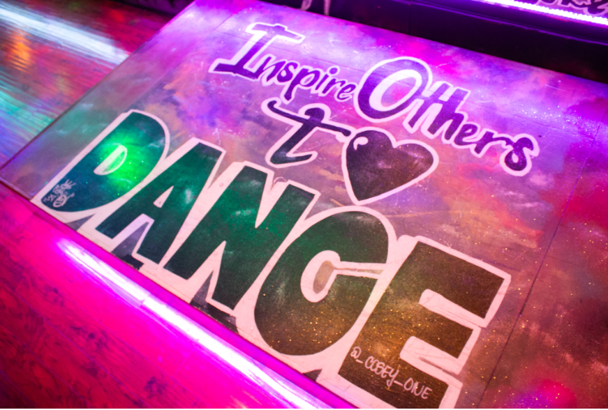 Inspire Others to Dance sign at SMASH Dance